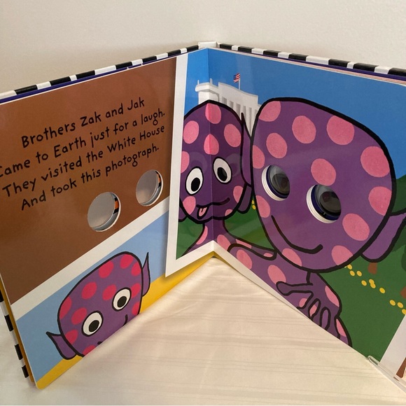 Alien Al Funny Faces Board Book Roger Priddy 2006 Touch & Feel, Lights, Sound - Picture 8 of 11